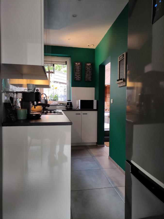 Gîte À l'Ombre du Clocher avec jacuzzi et sauna privatifs Celles  Exterior foto