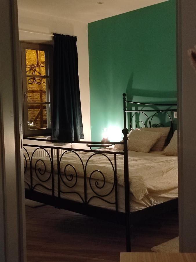 Gîte À l'Ombre du Clocher avec jacuzzi et sauna privatifs Celles  Exterior foto